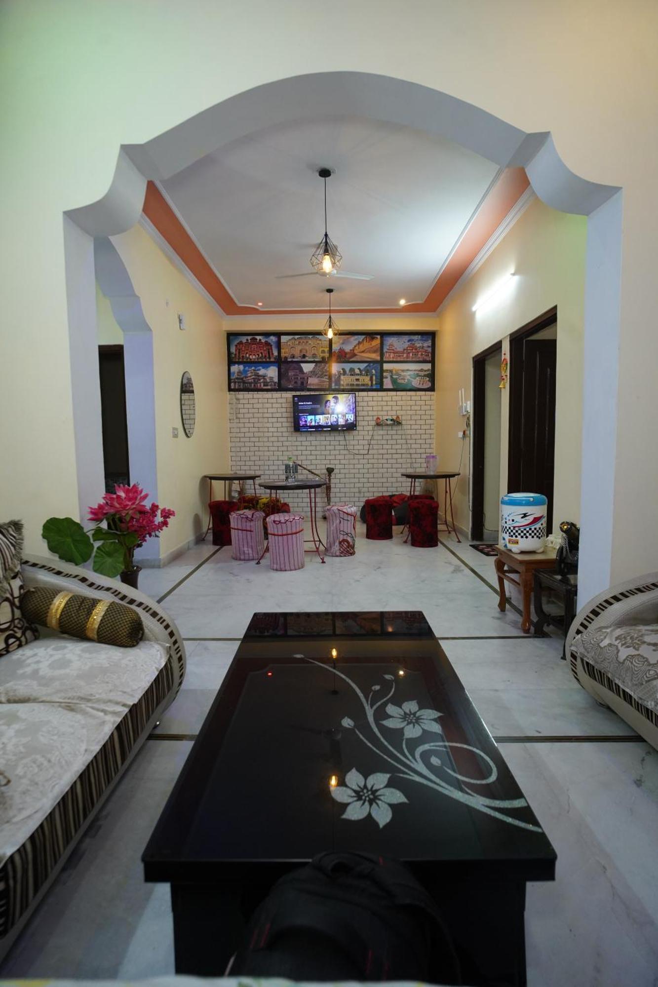 Om Trance Homestay Jaipur Extérieur photo