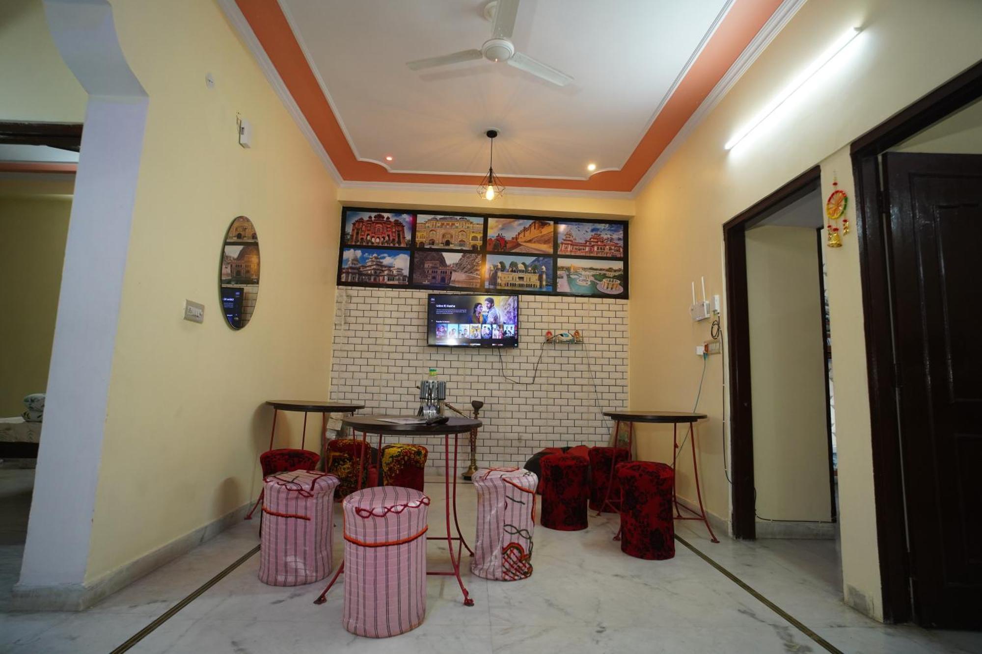 Om Trance Homestay Jaipur Extérieur photo